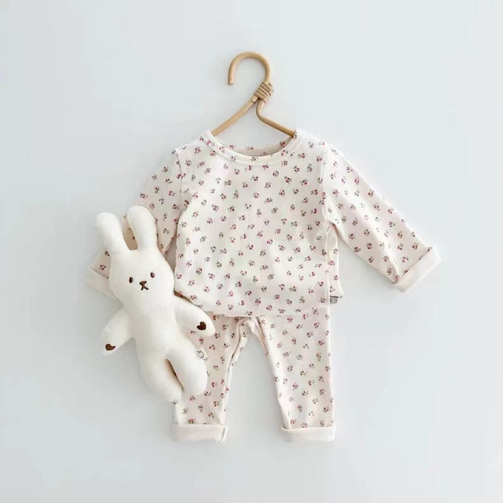 【秋新作】ウサギor花柄ルームウェア2点セット　全3色 A0597