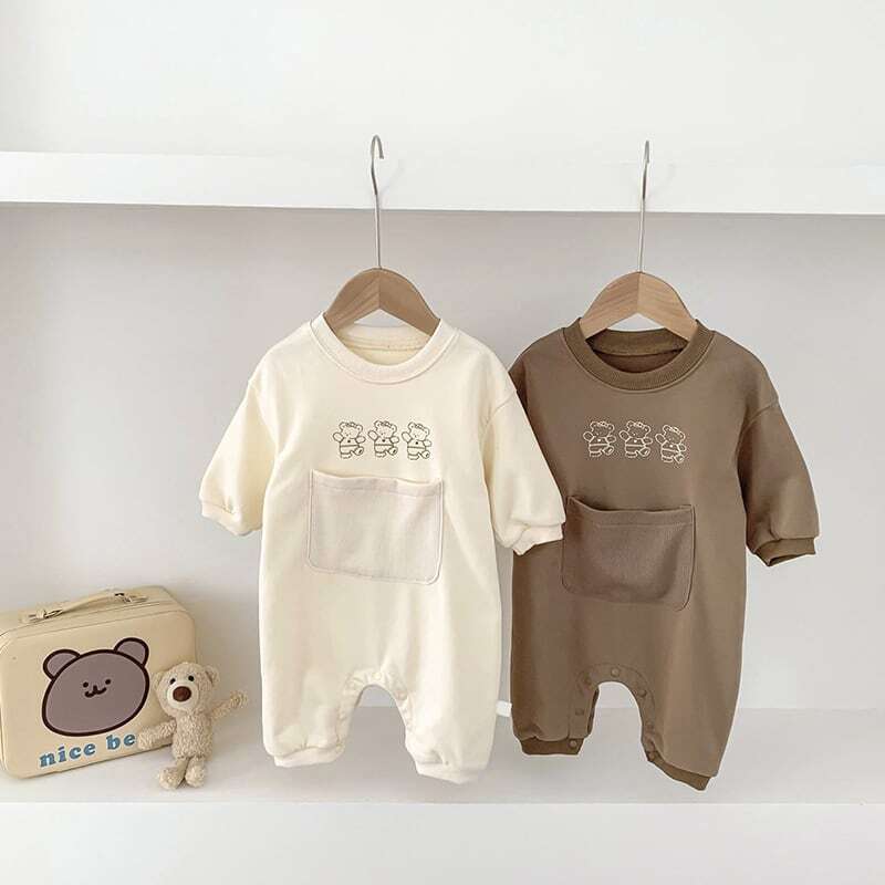 【秋新作】クマロゴポケット付きオールインワン　 全2色 A0582