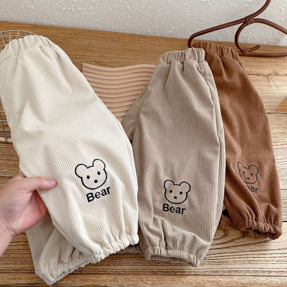 【秋新作】熊デザインコーデュロイパンツ　全3色 A0118