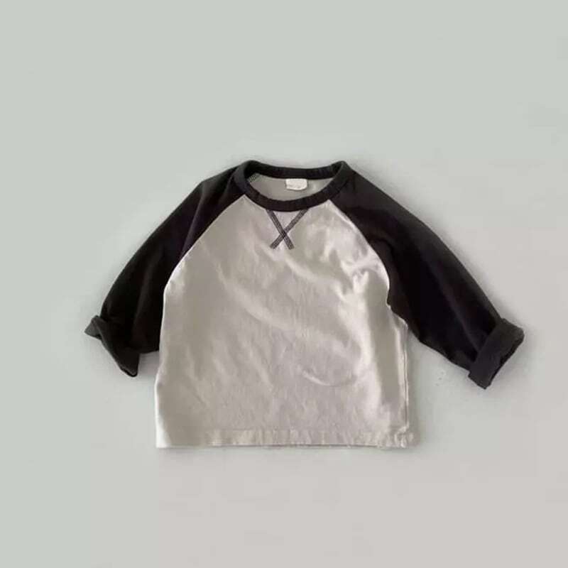 【秋新作】韓国風バイカラーTシャツ　全2色 A0586