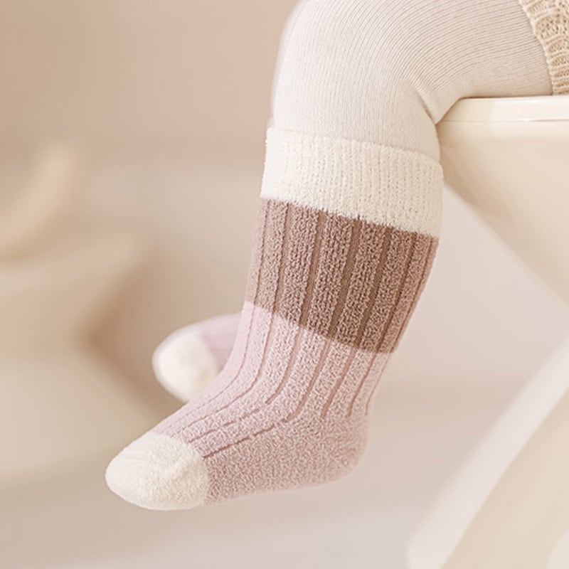 [SOCKS] Warm Border Socks - 3-Pair Set C0085