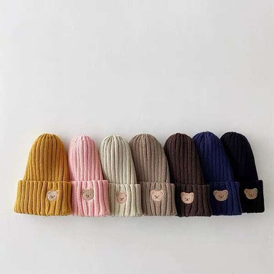 Bear Pattern Knitted Hat - All 7 Colors C0084