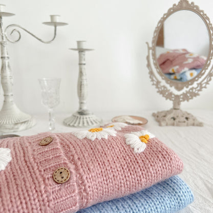 [Autumn New Arrival] Daisy Embroidery Cardigan - All 3 colors A0828
