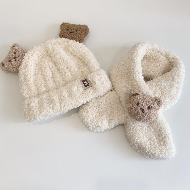 Warm Bear Hat & Scarf C0030