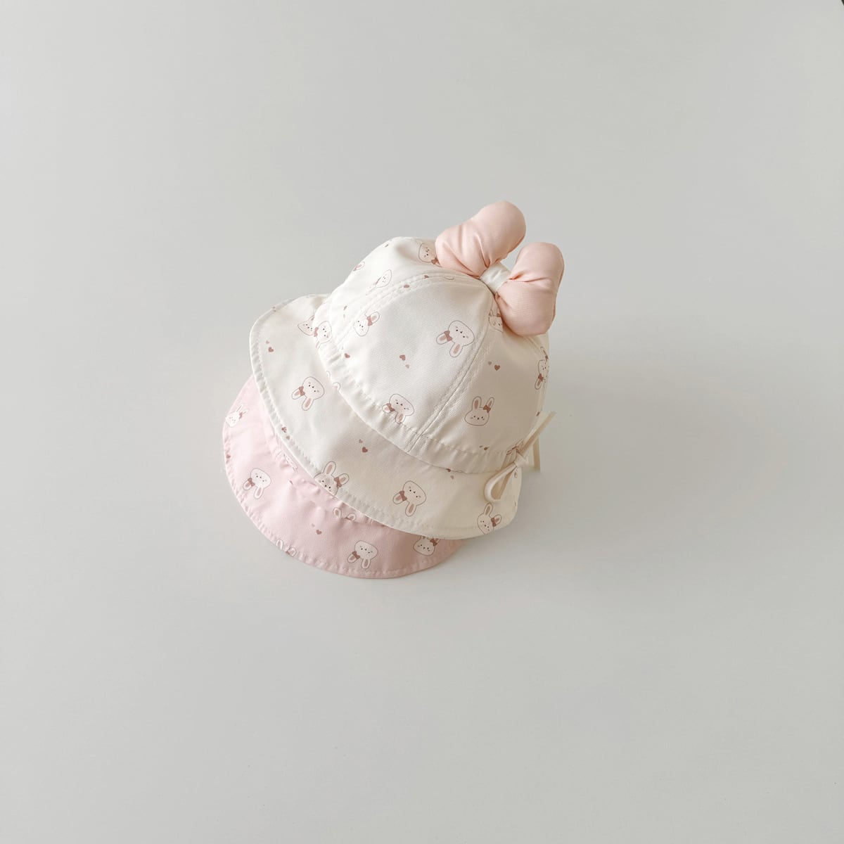 【HAT】可愛いウサギ柄帽子 C0183