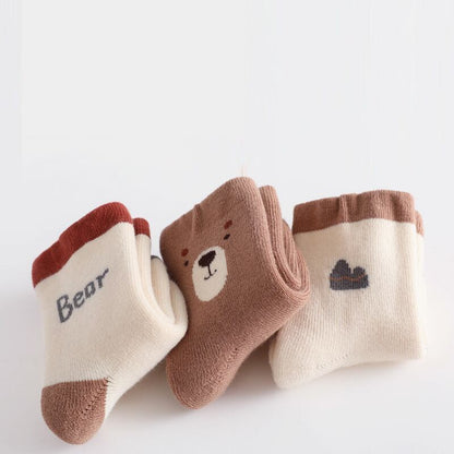 【SOCKS】暖かいカートゥーンソックス　3ペアセット C0205