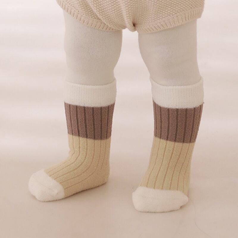[SOCKS] Warm Border Socks - 3-Pair Set C0085
