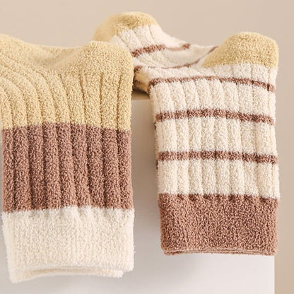 [SOCKS] Warm Border Socks - 3-Pair Set C0085