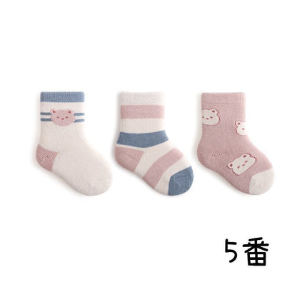 【SOCKS】暖かいカートゥーンソックス　3ペアセット C0205