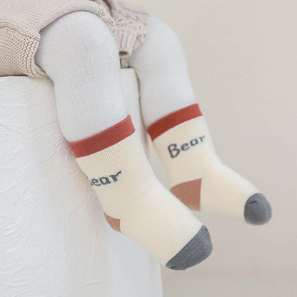 【SOCKS】暖かいカートゥーンソックス　3ペアセット C0205