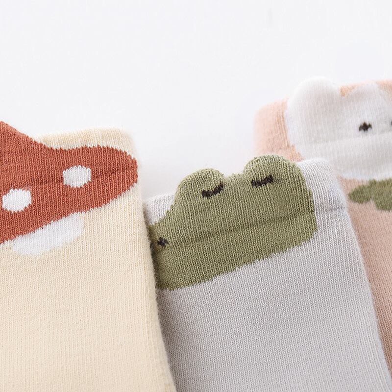 【SOCKS】可愛いカートゥーンソックス C0094