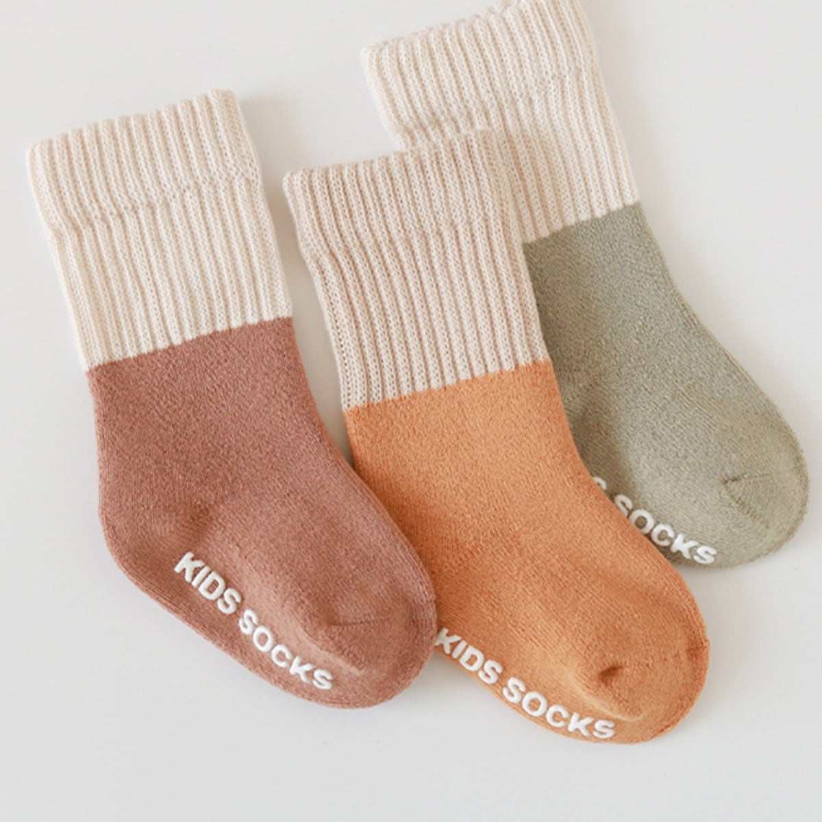 【SOCKS】カラーバリリブソックス　3ペアセット C0220