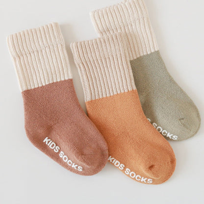 【SOCKS】カラーバリリブソックス　3ペアセット C0220