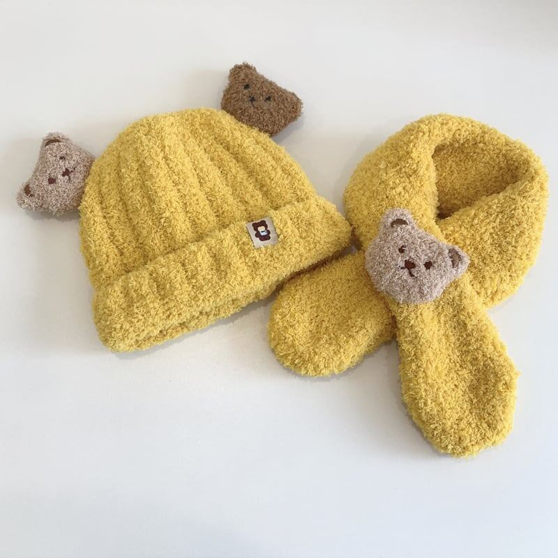 Warm Bear Hat & Scarf C0030