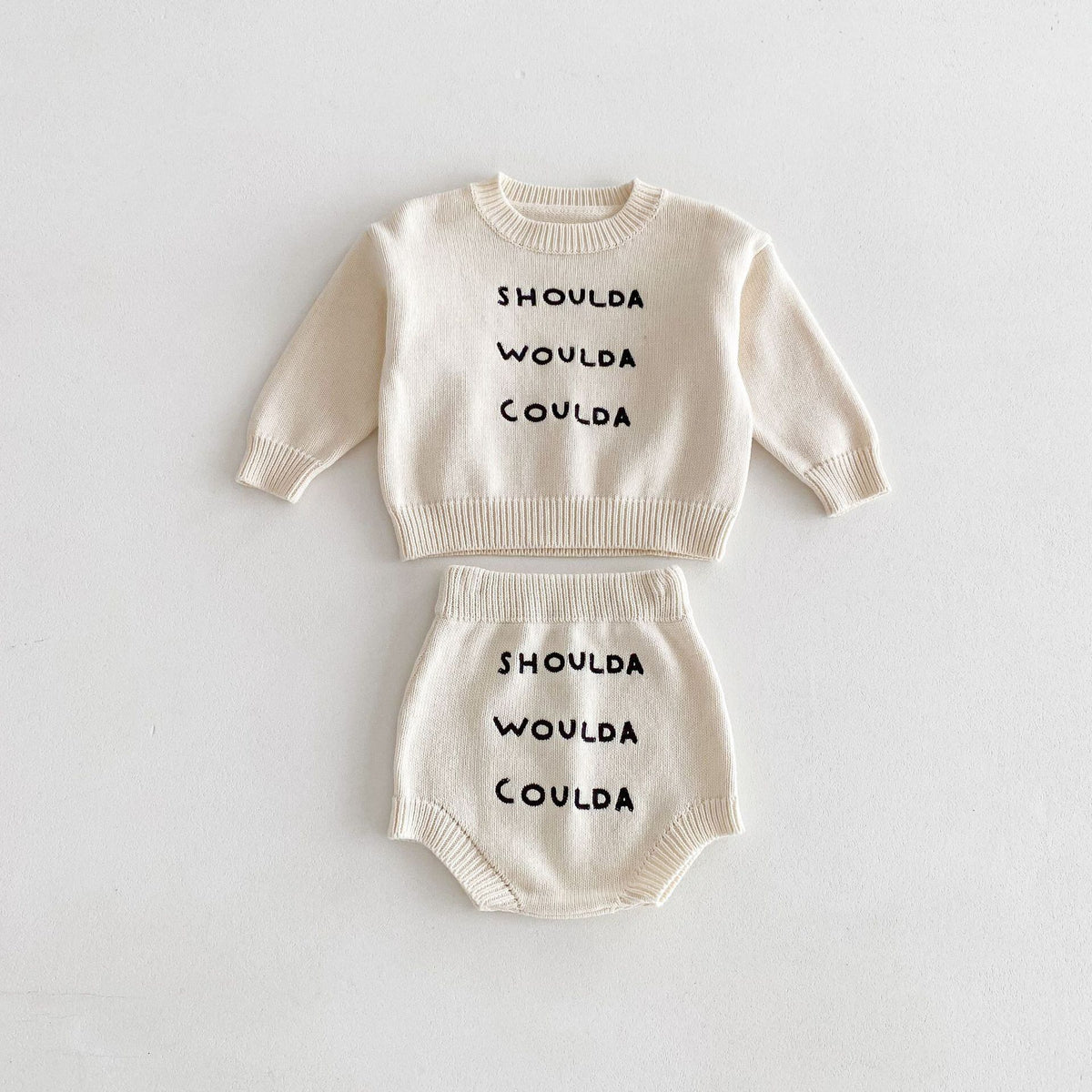 【秋新作】英字刺繍トップス＋かぼちゃんパンツ 全2色 A0713